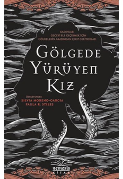 Gölgede Yürüyen Kız