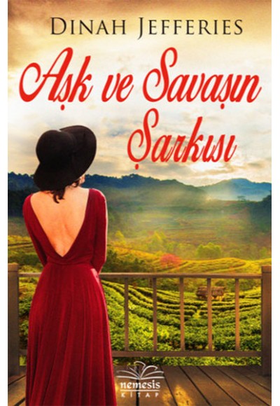 Aşk ve Savaşın Şarkısı (Ciltli)