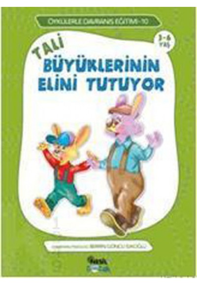 Tali Büyüklerinin Elini Tutuyor